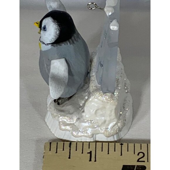 Hallmark Keepsake Mumble Moves Ornament 2006 Penguin Happy Feet Dance Christmas - Picture 11 of 12